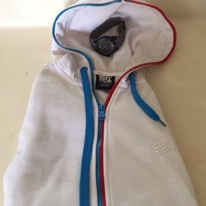 New enyce sweater zipper pulls all the way up
